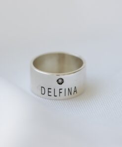 Anillo Cinta Destello con Grabado