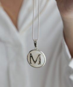 Medalla Inicial con Nacar 2.5